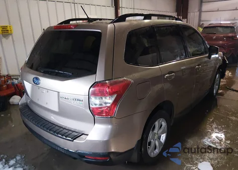 2015 Subaru Forester 2.5I Premium из США, поврежденный, VIN JF2SJADC0FH557941